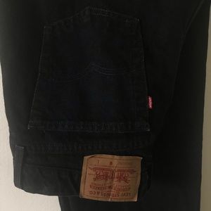 Black Levi’s jeans
